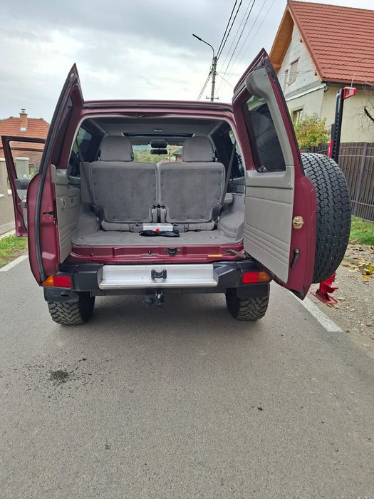 Vand Nissan Patrol an fabricație 2002