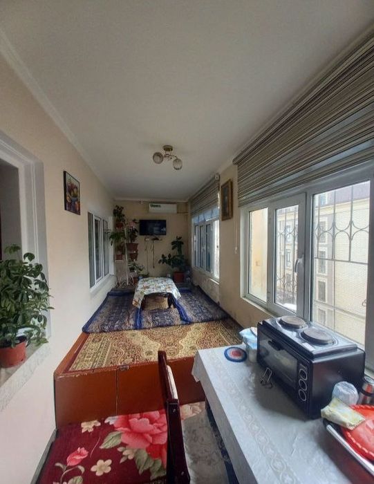 Сергели Спутник 16 да 4 хонали уй сотилади