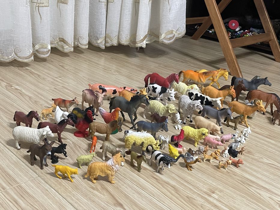 Figurine animale salbatice si domestice din plastic