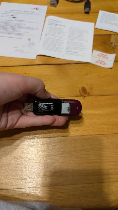 Vodafone Mobile connect USB модем