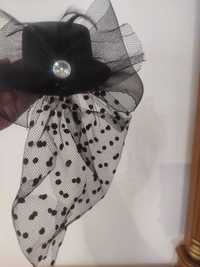 Шляпка-заколка вуаль черного бархатного цвета