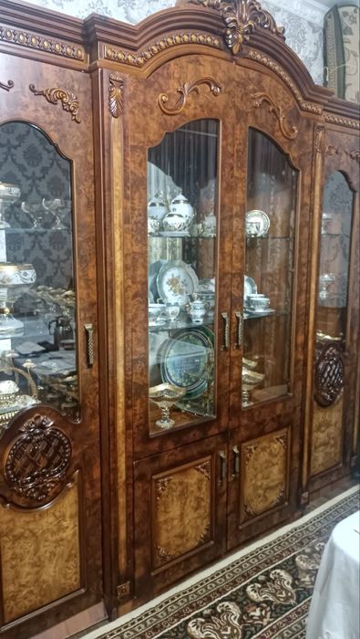 Стенка сотилади!