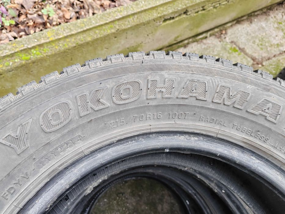 215/70/16 4бр.Yokohama Зимни гуми