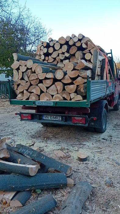 Lemn de foc fag salcam taiat la dimensiunile dorite de client