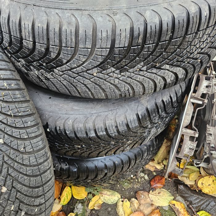 Roti de iarna Ford Fiesta 2007-2015, Dot07/24