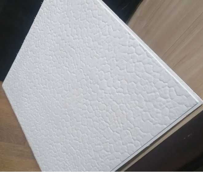 Армстронг Потолки, Armstrong