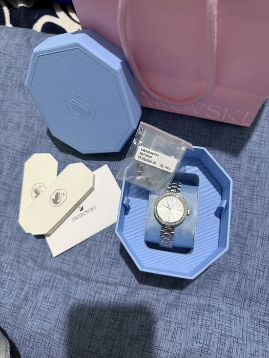 Оригинал часы SWAROVSKI с гарантией