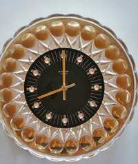 Ретро стенен часовник Junghans Crystal от Холивудското регентство
