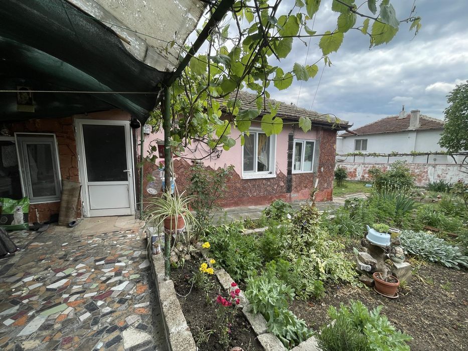 Продава се Къща в Бургас, Център - 70 кв.м за 458 €/кв.м - Снимка #3