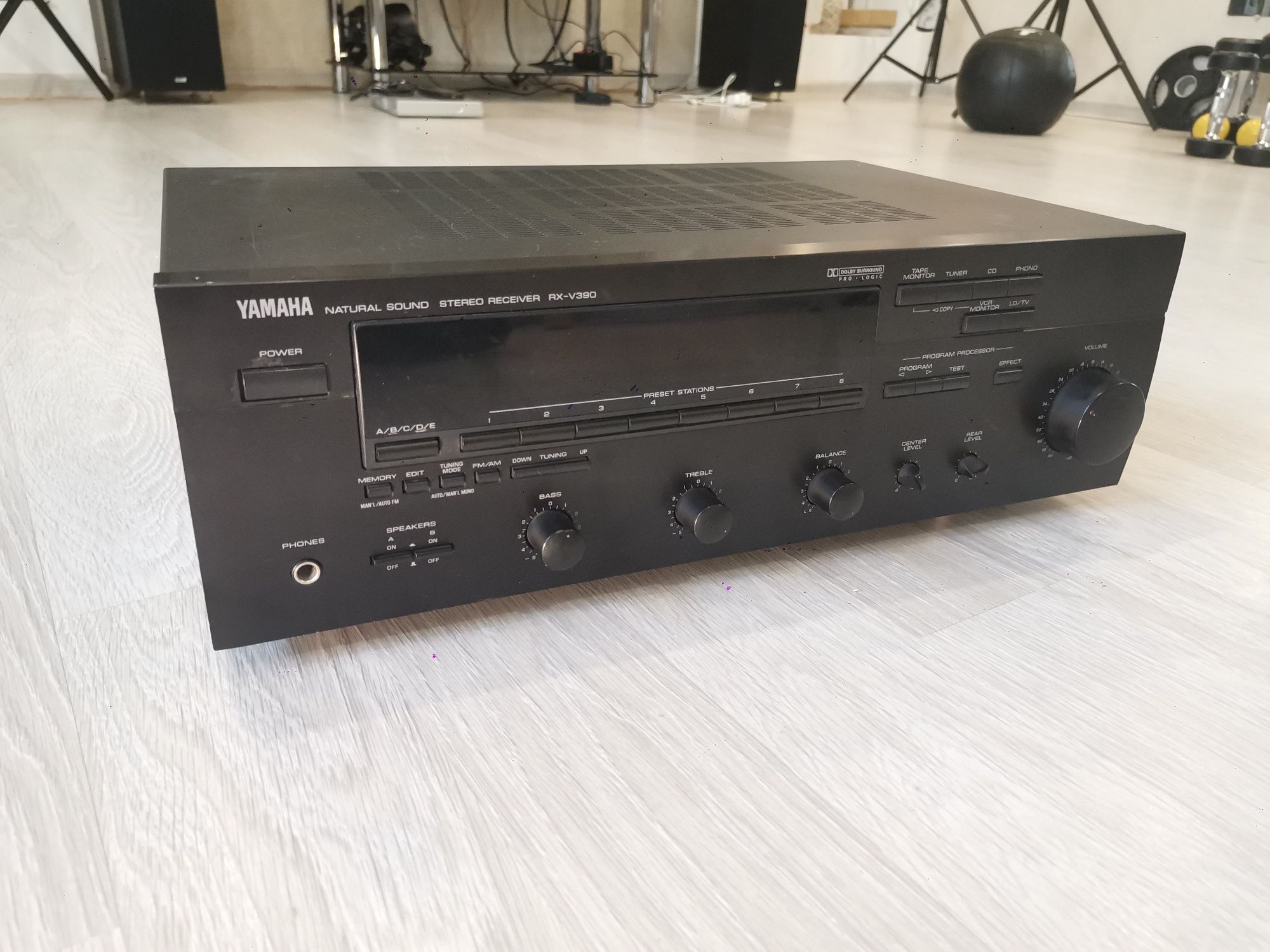 Ресивер, усилитель Yamaha RX-V390 5.1