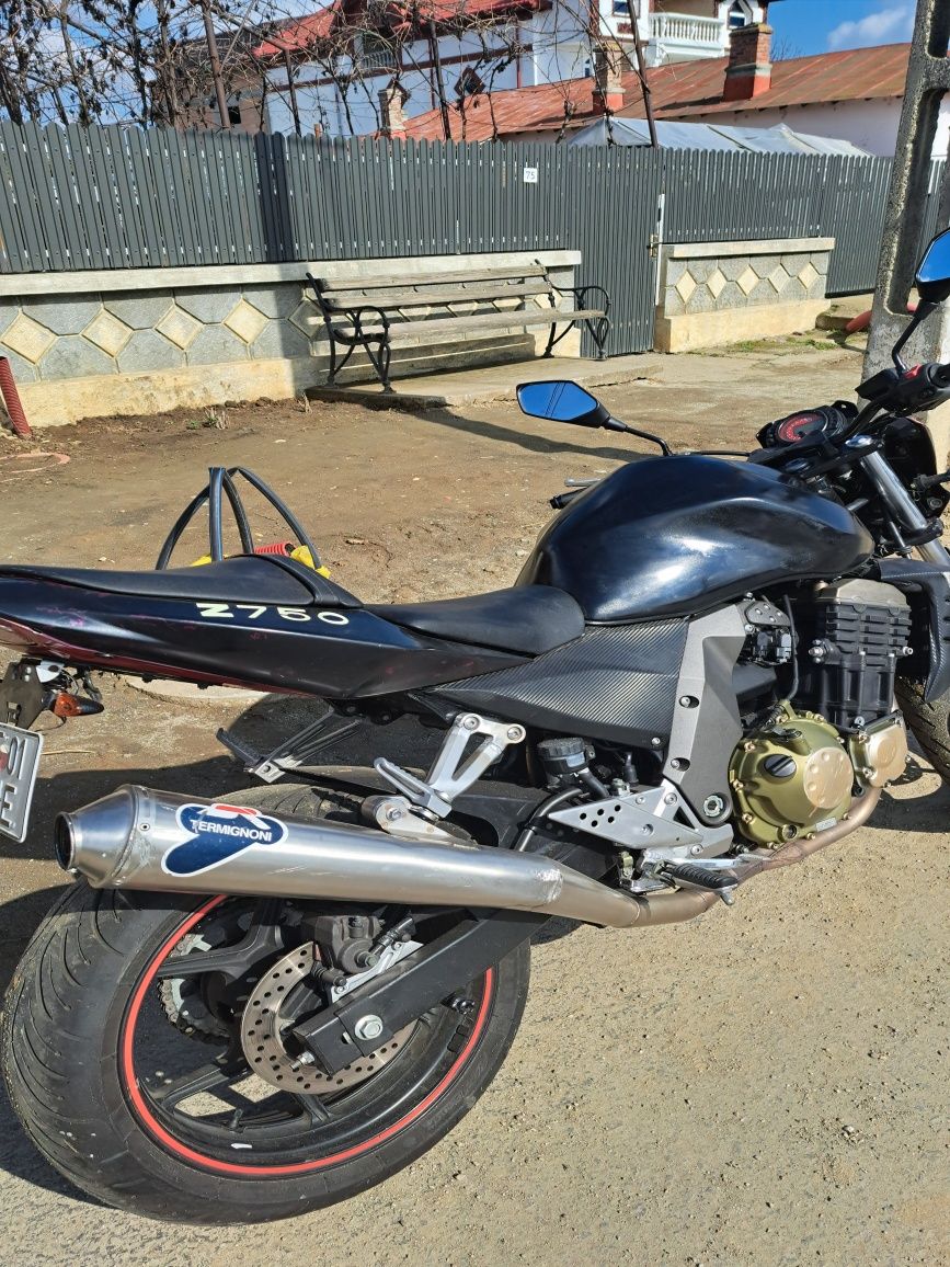 Kawasaki z750  2005