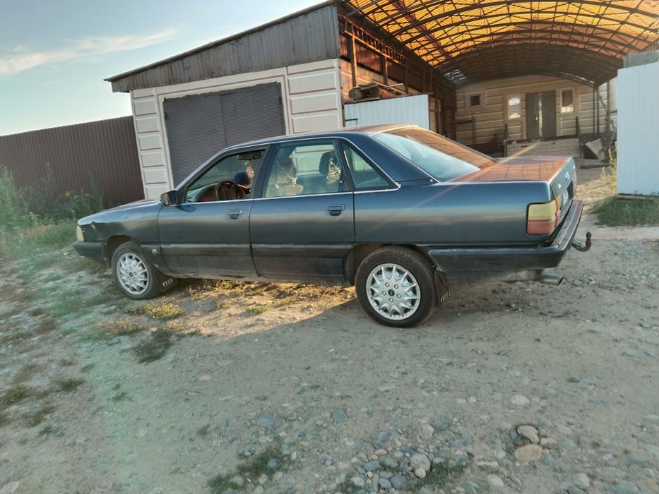 Ауди 100 сатамын жағдайы жаксы родной краска