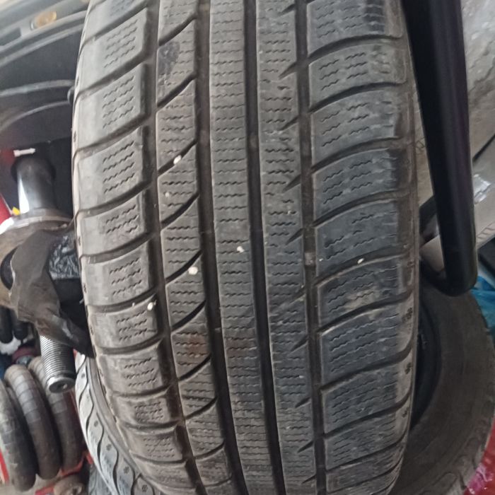 Зимни 205/55/16-25 лева