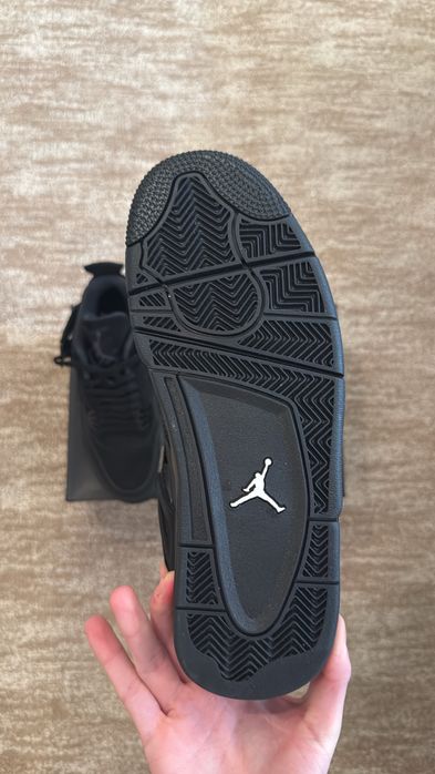 Jordan 4 Black cat