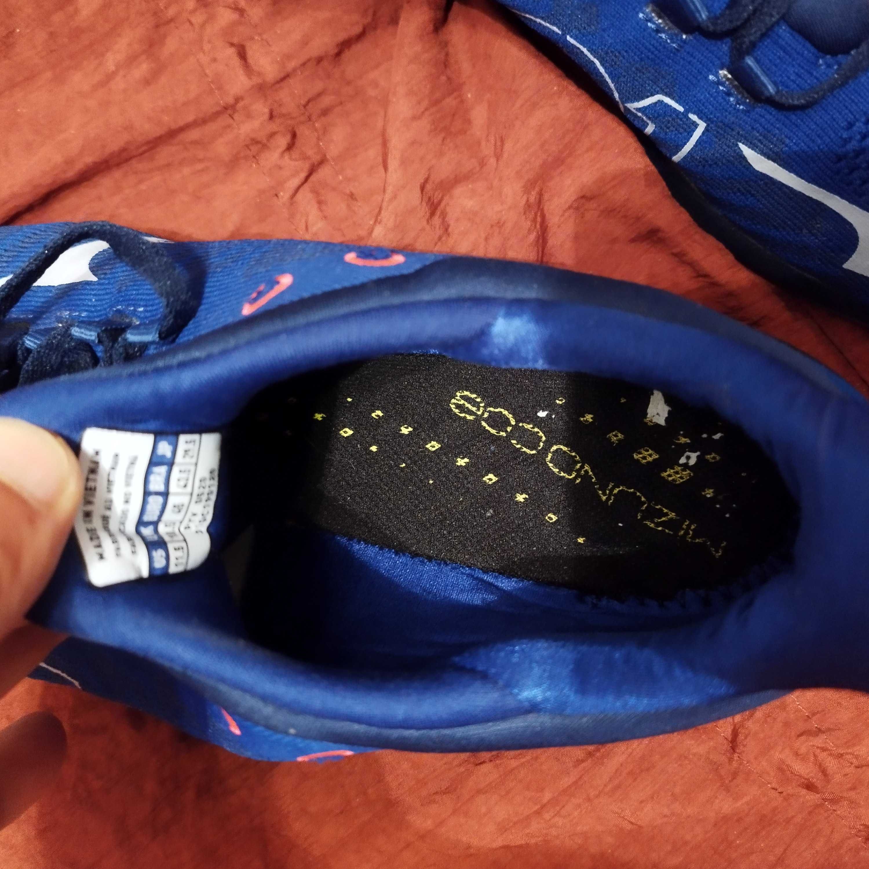 маратонки Mizuno 45,5-29,5см