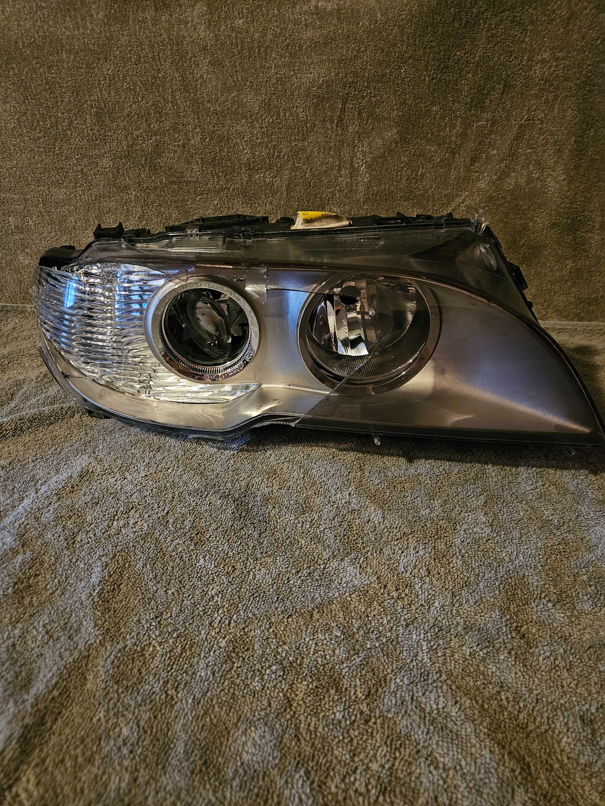 Оригинални Фарове за BMW E46 купе фейслифт с Dynamic Xenon.