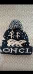 Caciula Moncler din lana!