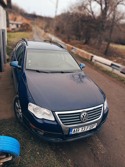 Vând passat B6 !