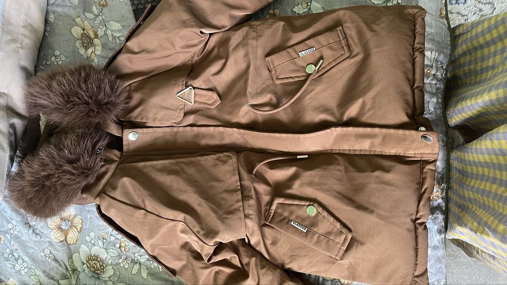 Зимний Куртка новый женский 3-4-5 класка