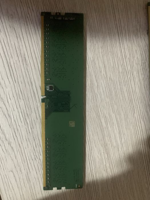 CrucialCe by Micron . 4gb ddr4