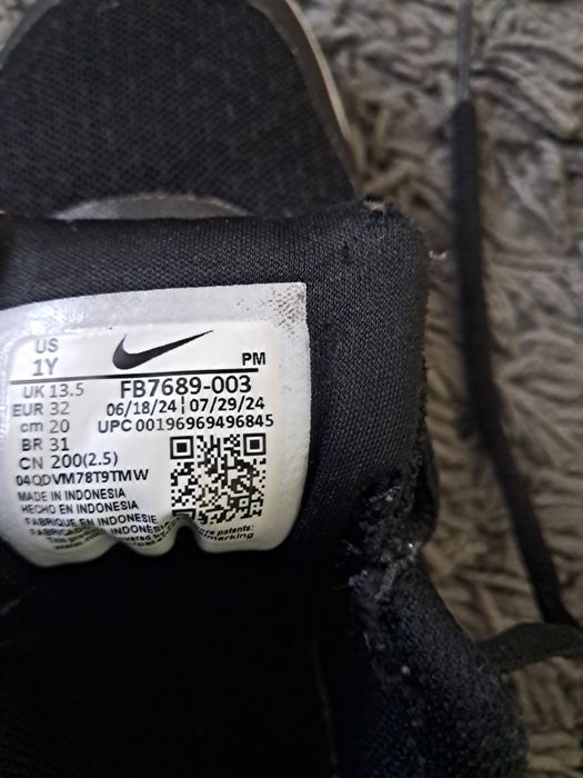 Маратонки Nike,размер 32