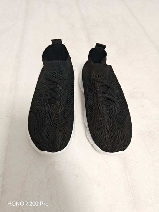 Adidasi tip soseta, noi cu eticheta, negri, marimea 33