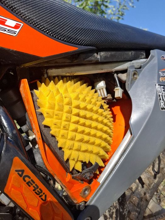 Vând ktm 300 tpi