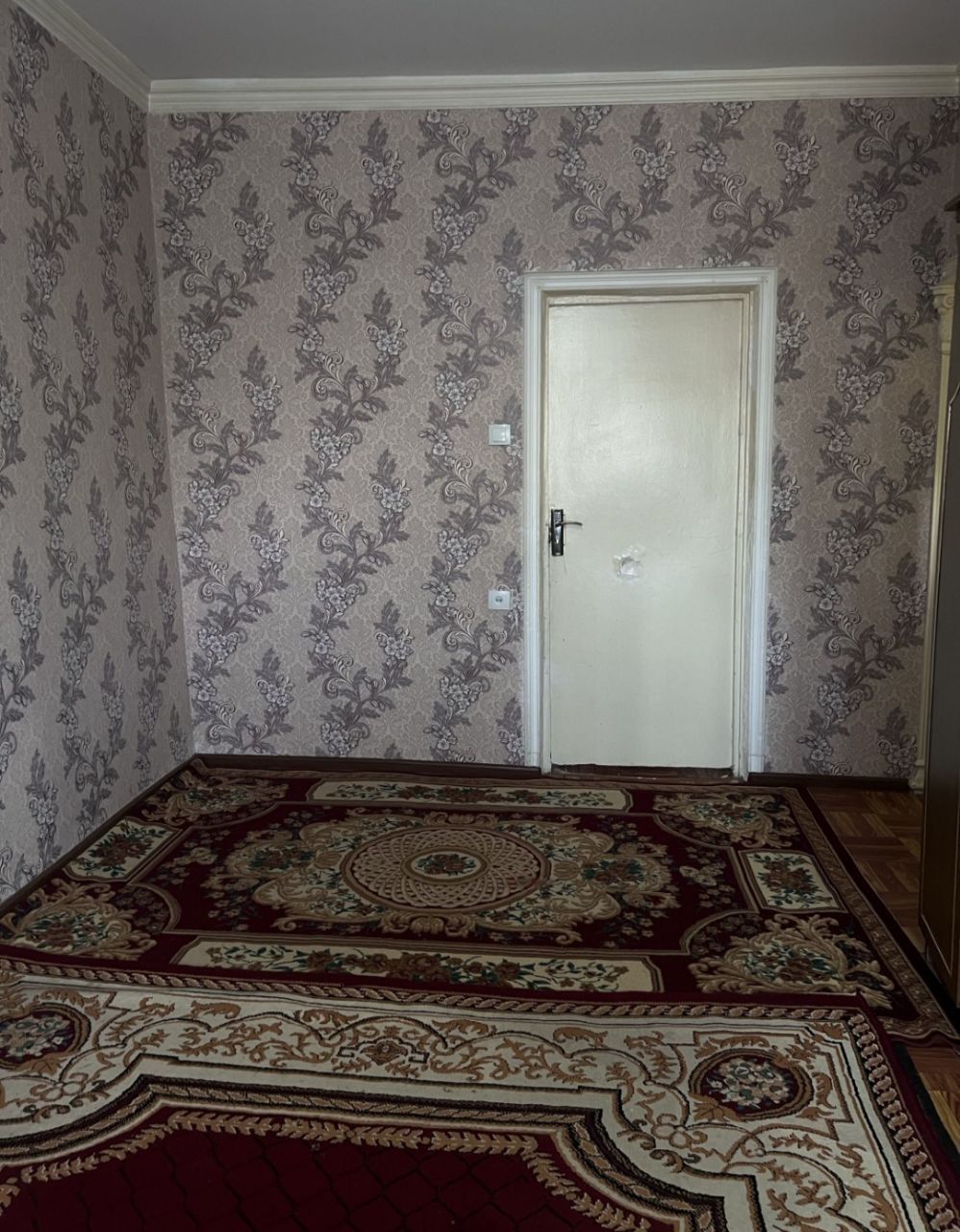Продаётся 2-х комнатная квартира в Янгихаётском районе Спутник 17