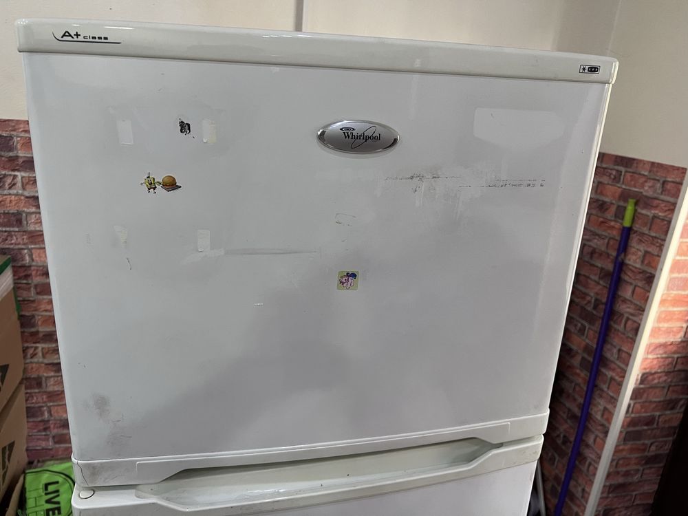 Frigider combina frigorifica Whirlpool perfect functional
