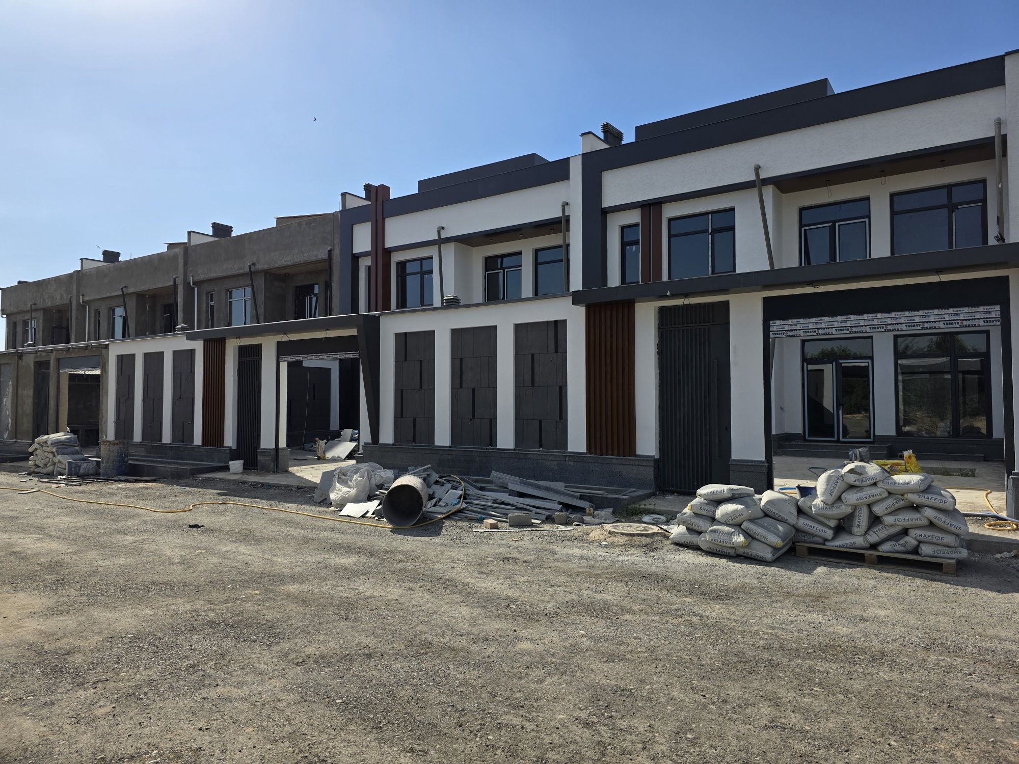 Продаются котеджи кибрай, 2,4 соток 600м²