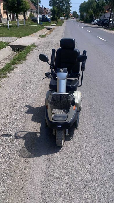 scuter electric pentru varstnici
