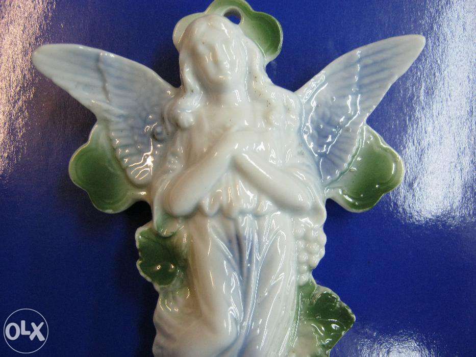 Portelan bisquit german,inger,apa sfintita.Cca 1890.