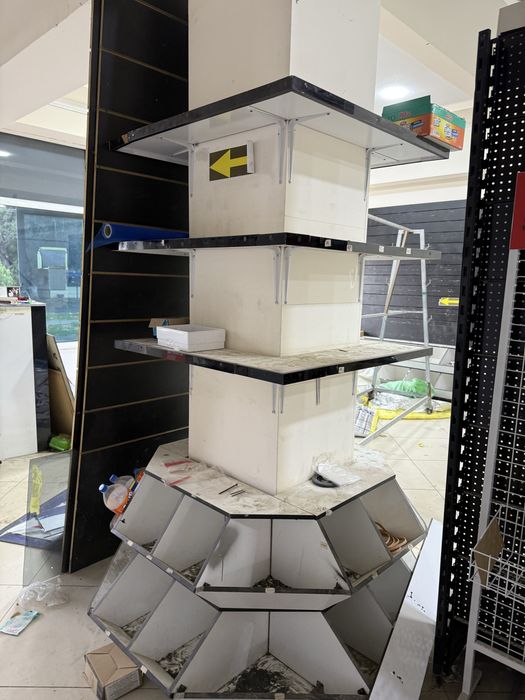 Xozmag mebllar sotiladi