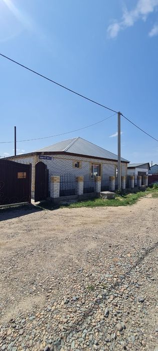 Срочно продоется хороши новый дом.