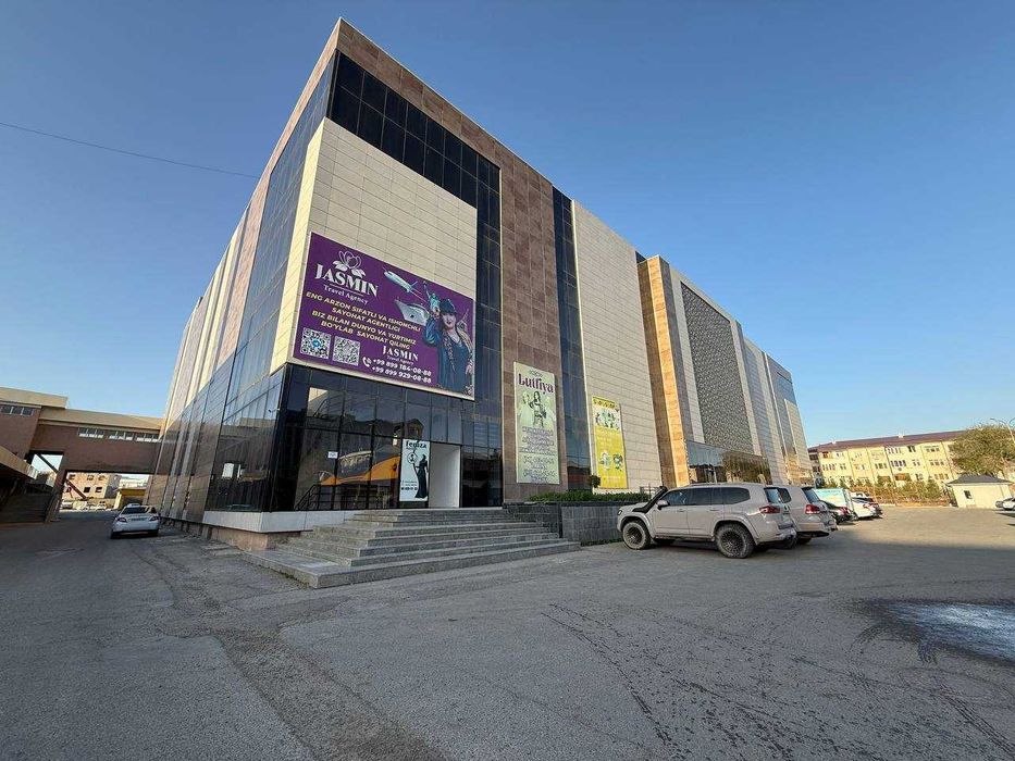Tayyor 32 m2 magazin sotiladi