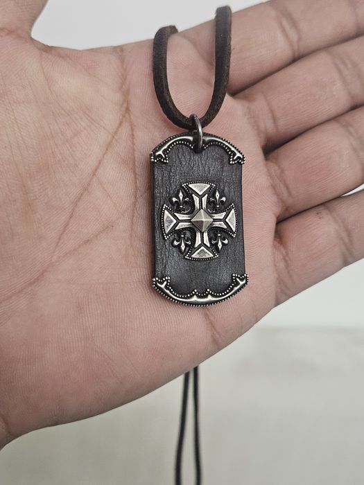 Сребърен малтийски  кръст.