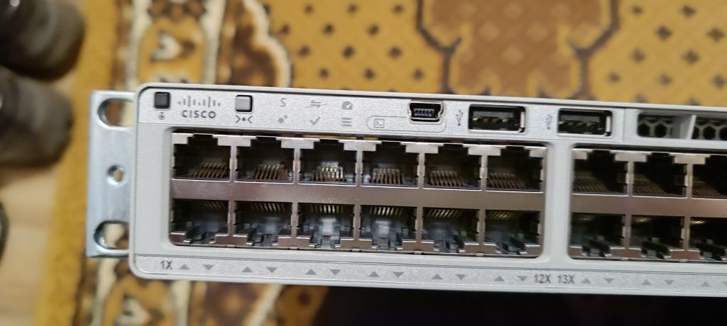 Switch Cisco Catalist 9200L 48 4x10G