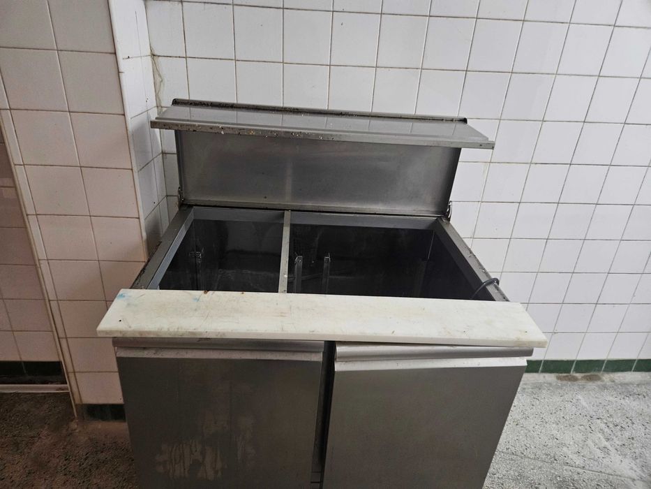 Саладета/ Хладилна маса