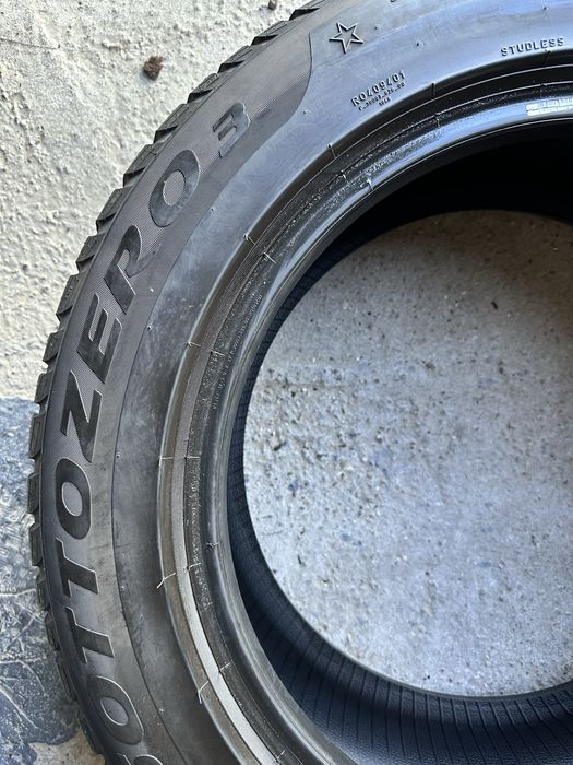 225/55 R17 Pirelli Sottozero 3 2 buc