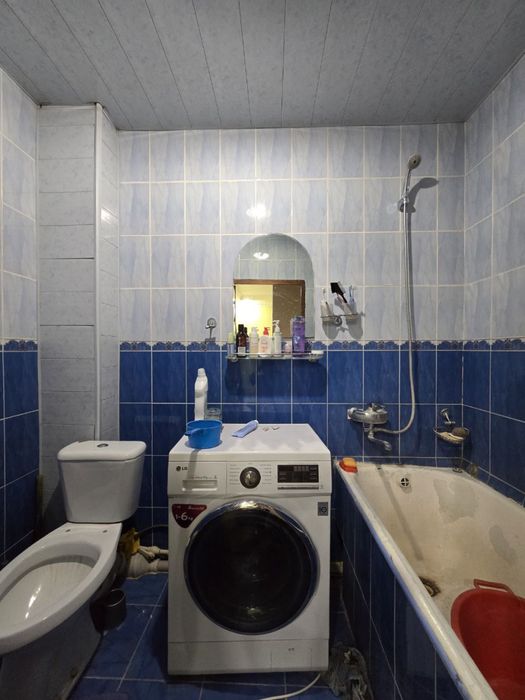 Kvartira sotiladi fargona shahar vatniy fabrika roparasida