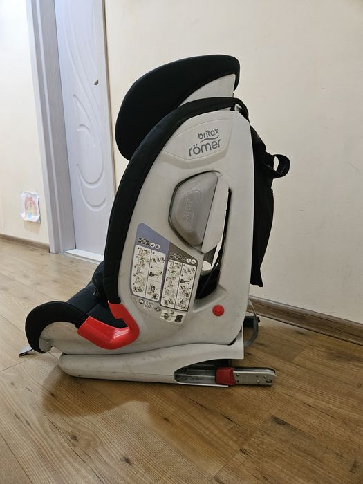 Столче за кола с изофикс Britax Romer