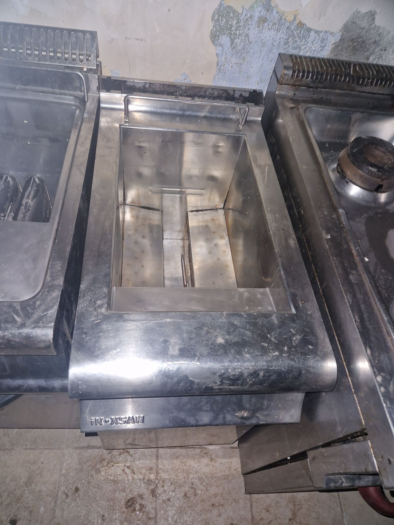 Friteuza dubla de putere,  inox și robinet, gaz sau la 380v