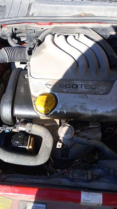 Продавам Опел Вектра 1.6.