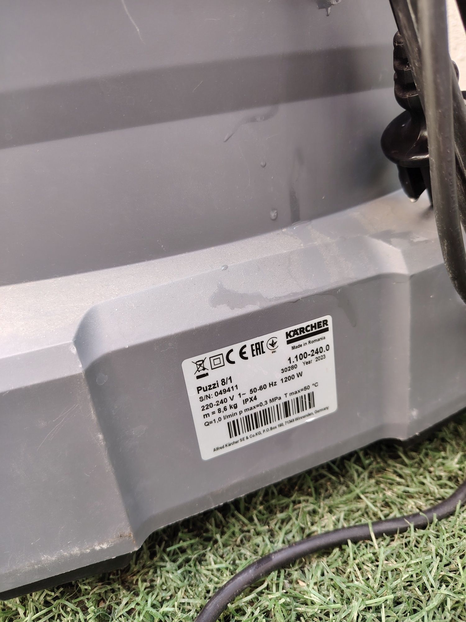 Karcher sotiladi nasatkasi bilan
