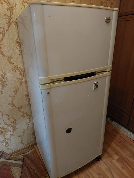 Холодильник goldstar
