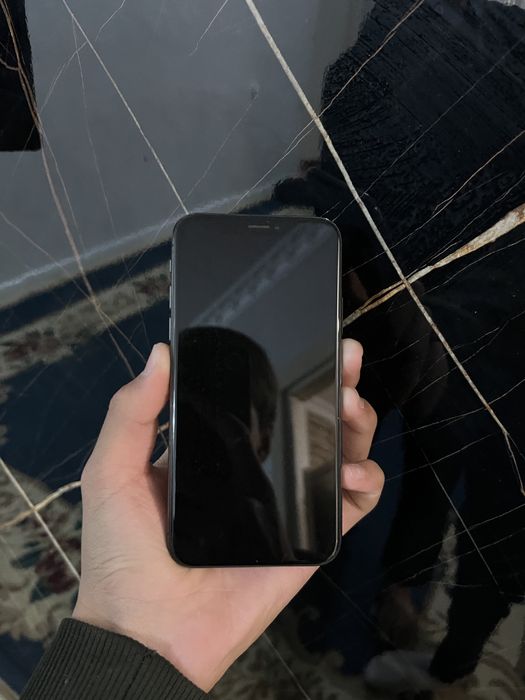 Iphone X.      .