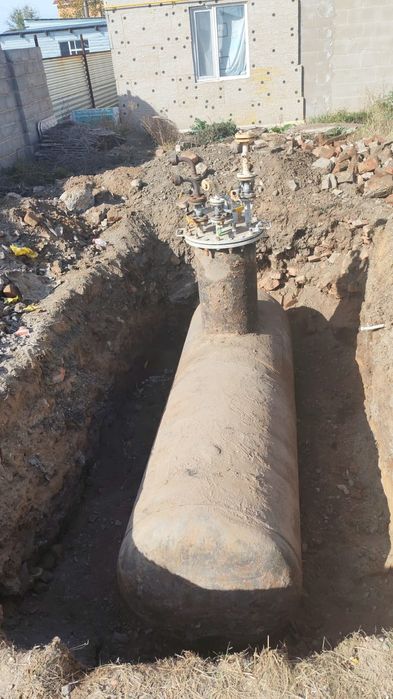 Продам газгольдер 4 куба