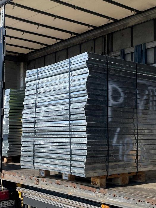 Gratare zincate 1335 x 1310mm,platforme, trepte, garduri, spalatorii