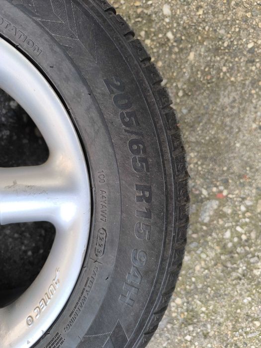 Зимни гуми с джанти Дот 2023 Kumho 205/65/15 5*120
