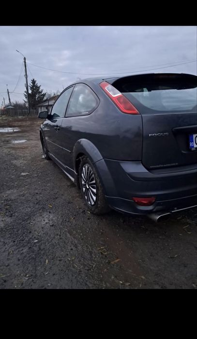 Vand ford focus 1.6 benzina